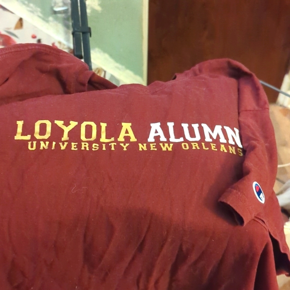 EUC ♥️ LOYOLA UNIVERSITY ⚜️ NOLA ⚜️ ALUMNI tee (ss) 👕 XL 🐺🐾 Geaux Wolfpack! - Picture 1 of 2
